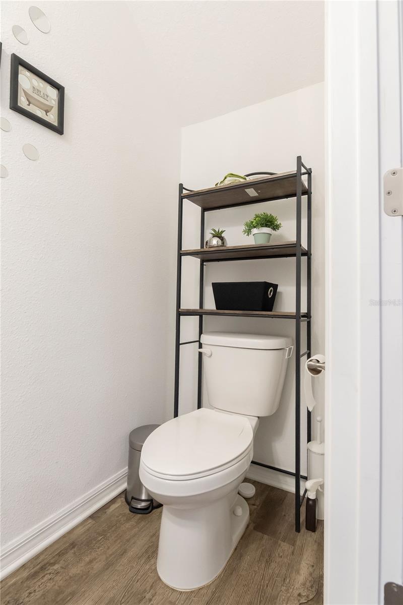 Image 14 of 41 For 844 Grandin Street