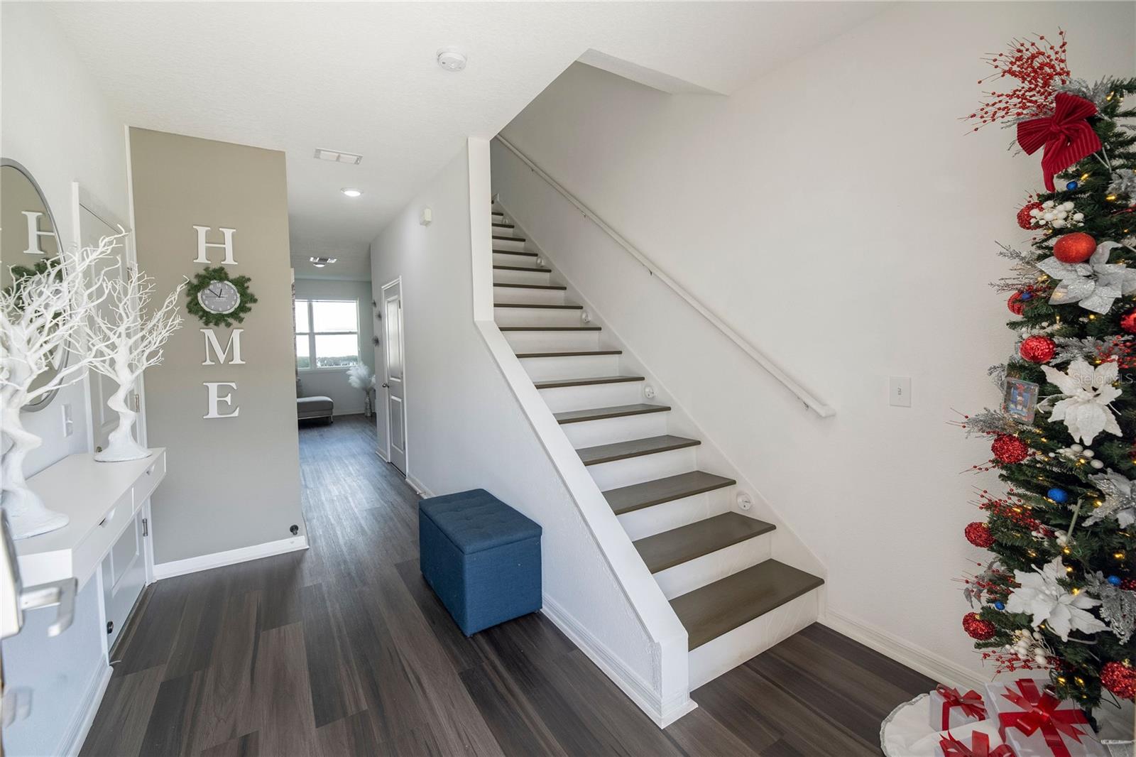 Image 5 of 41 For 844 Grandin Street