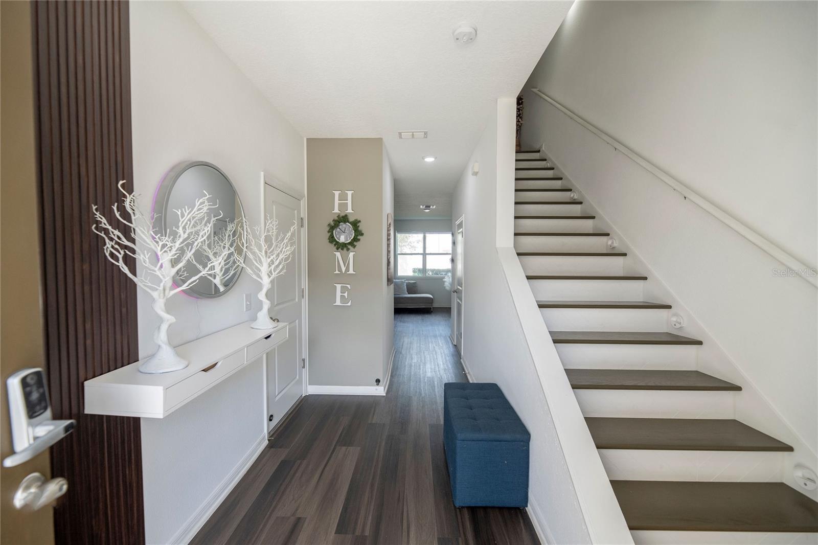 Image 6 of 41 For 844 Grandin Street