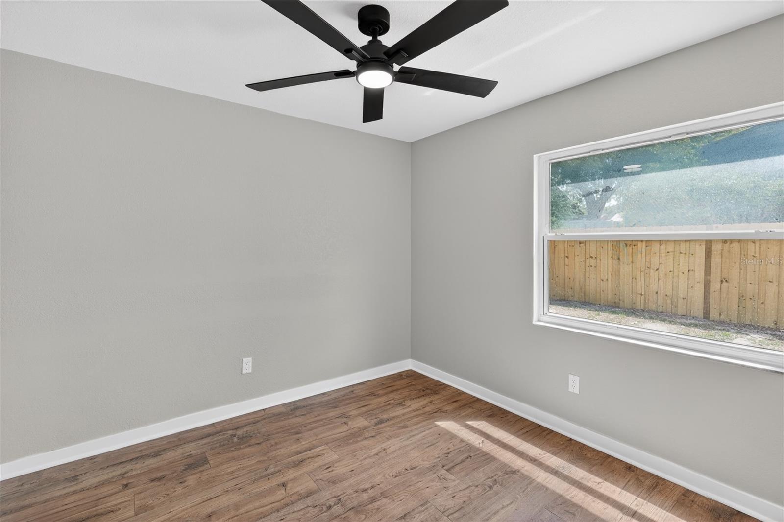 Image 31 of 34 For 825 Rill Drive