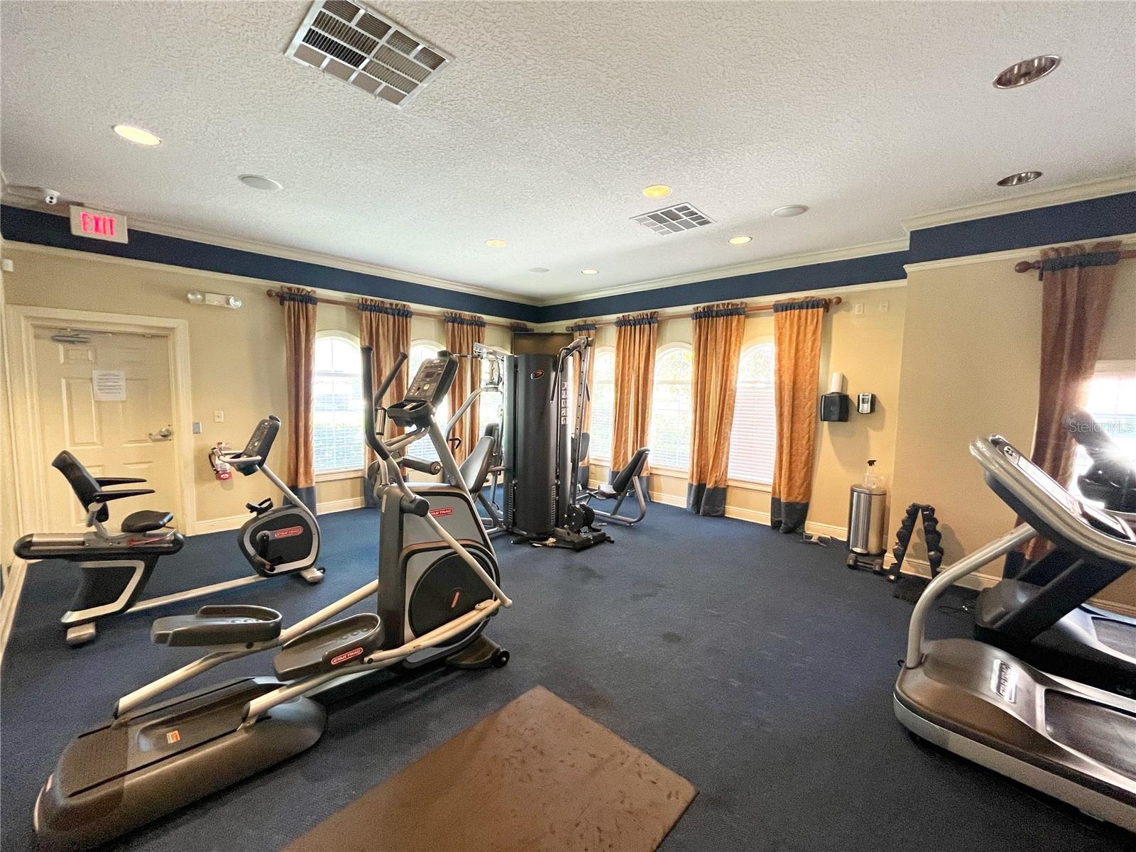 Image 20 of 21 For 6892 Lucca Street