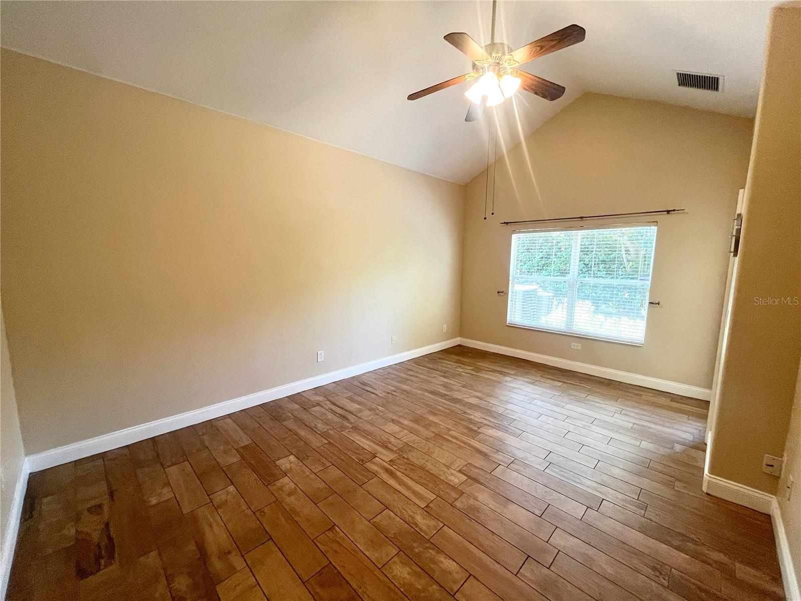 Image 6 of 21 For 6892 Lucca Street