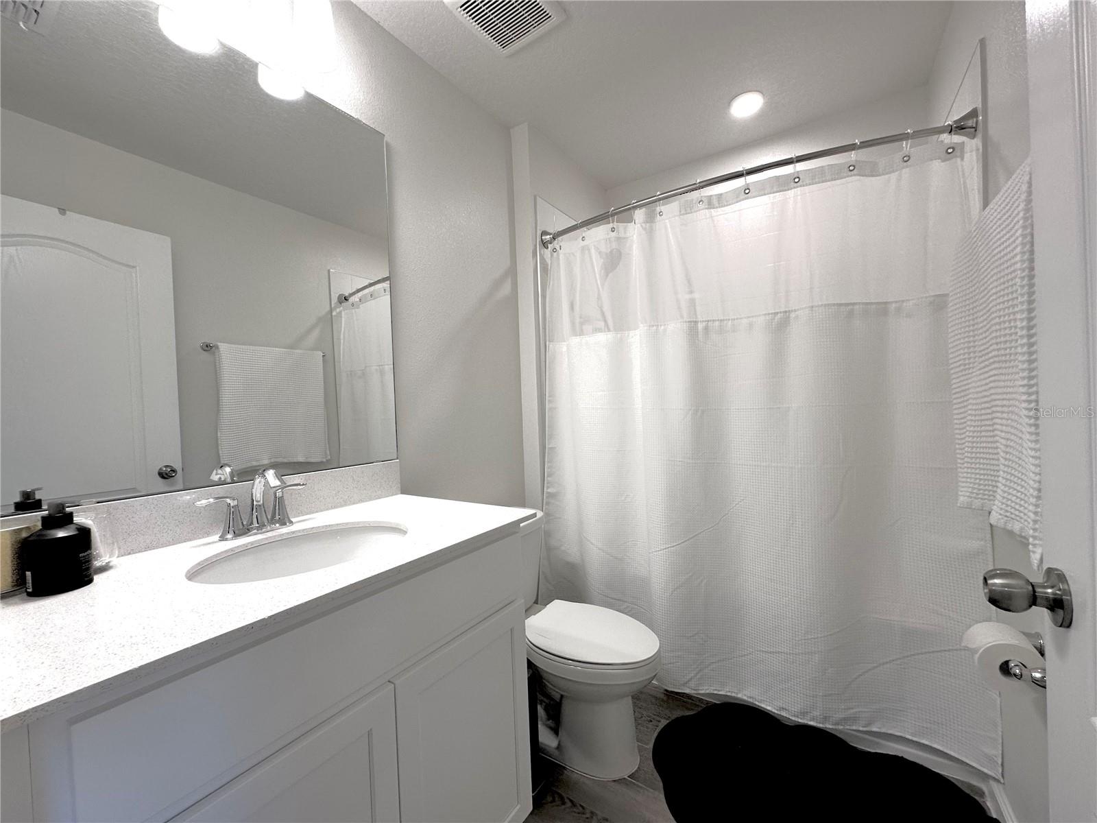 Image 14 of 19 For 2767 Narcoossee Road 2767