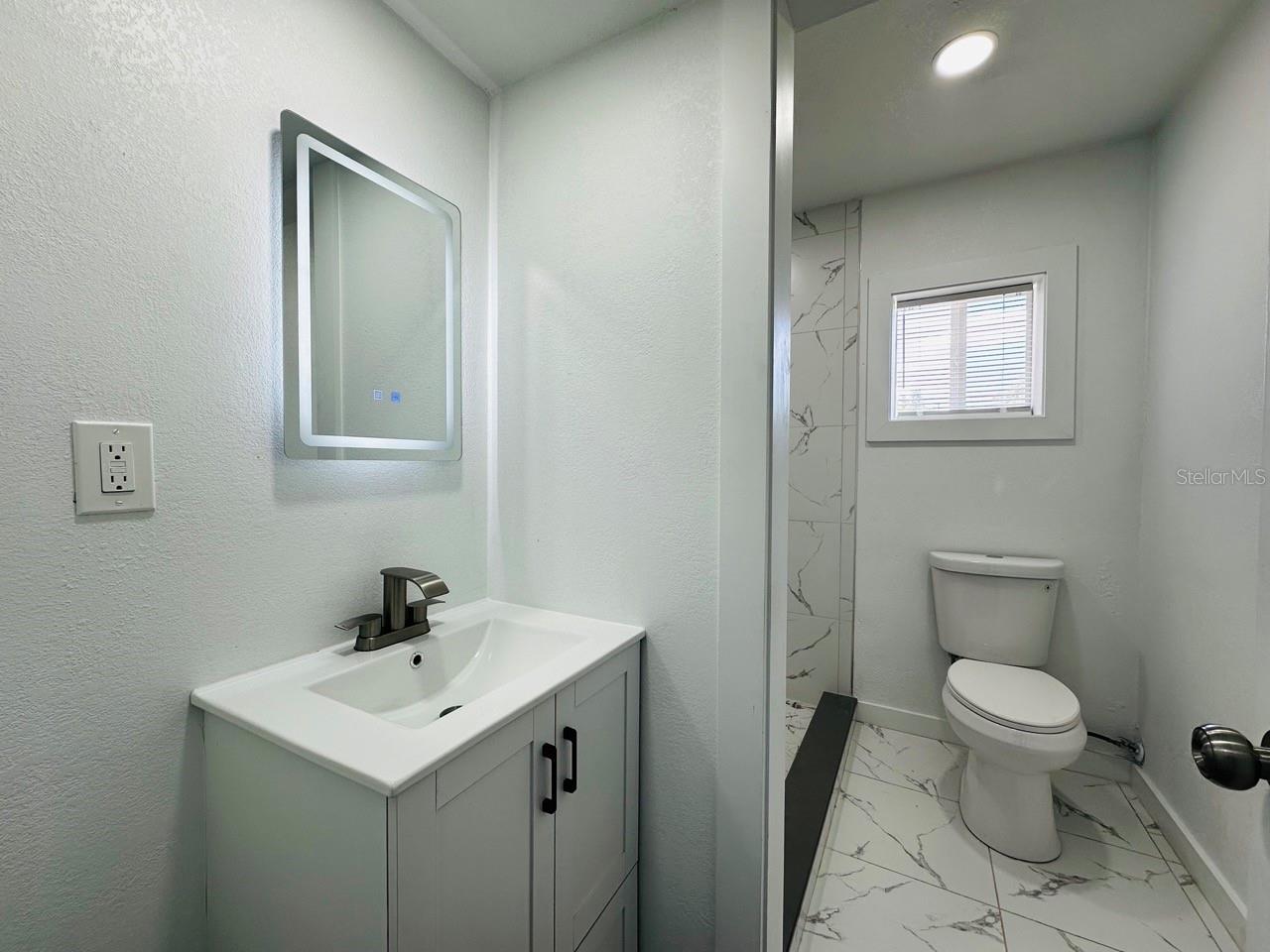 Image 12 of 37 For 136 Lynbrook Drive