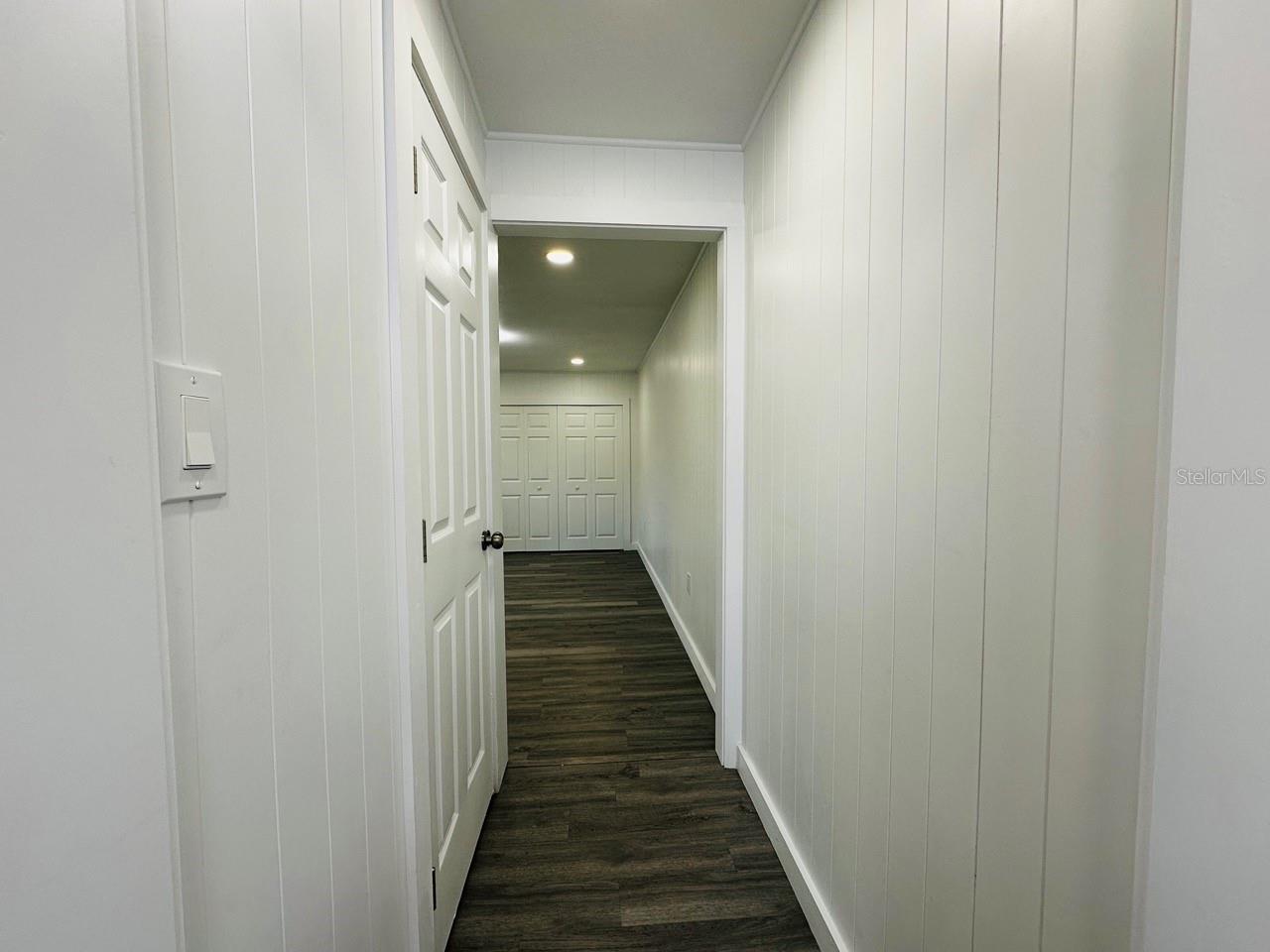 Image 25 of 37 For 136 Lynbrook Drive