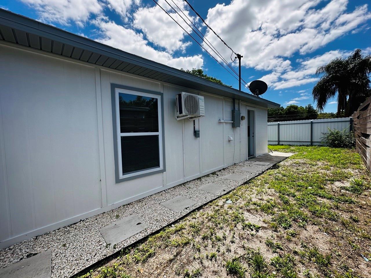 Image 31 of 37 For 136 Lynbrook Drive