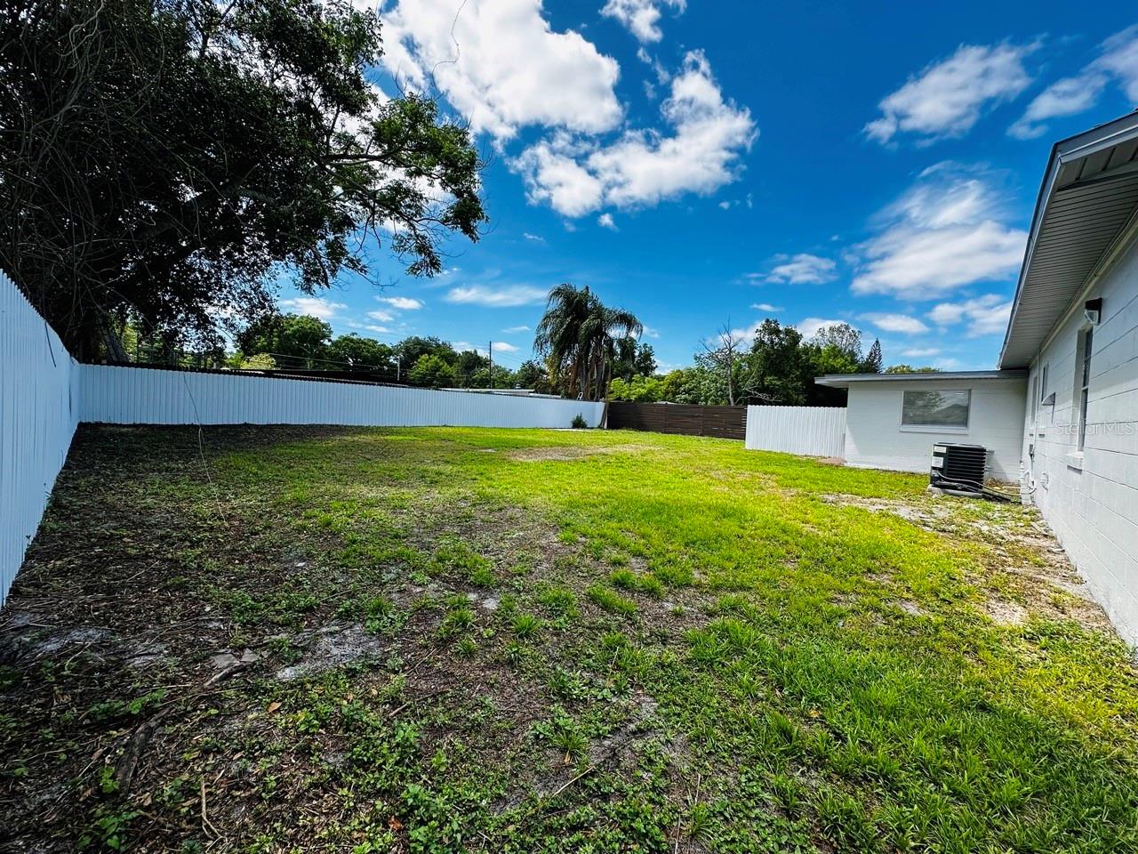 Image 34 of 37 For 136 Lynbrook Drive