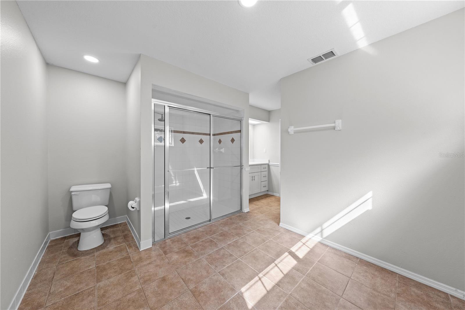 Image 30 of 59 For 750 New Nolte Road