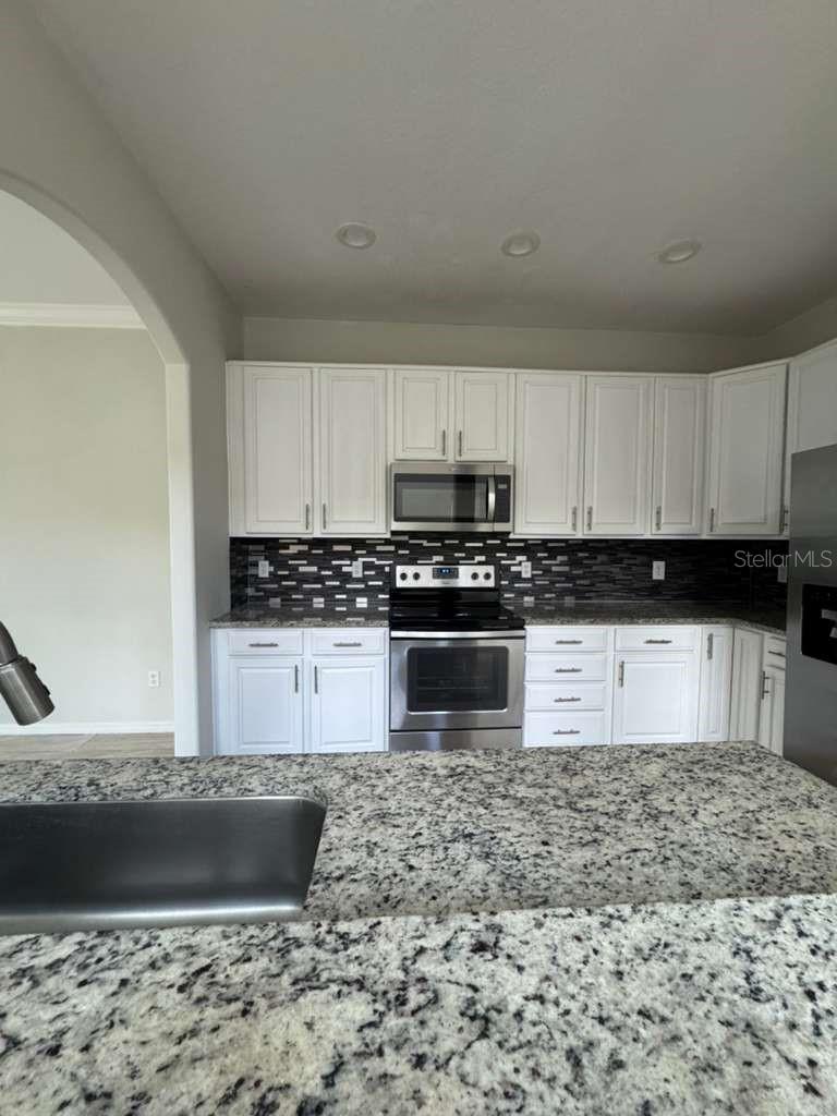 Image 13 of 35 For 2298 Chatham Place Drive