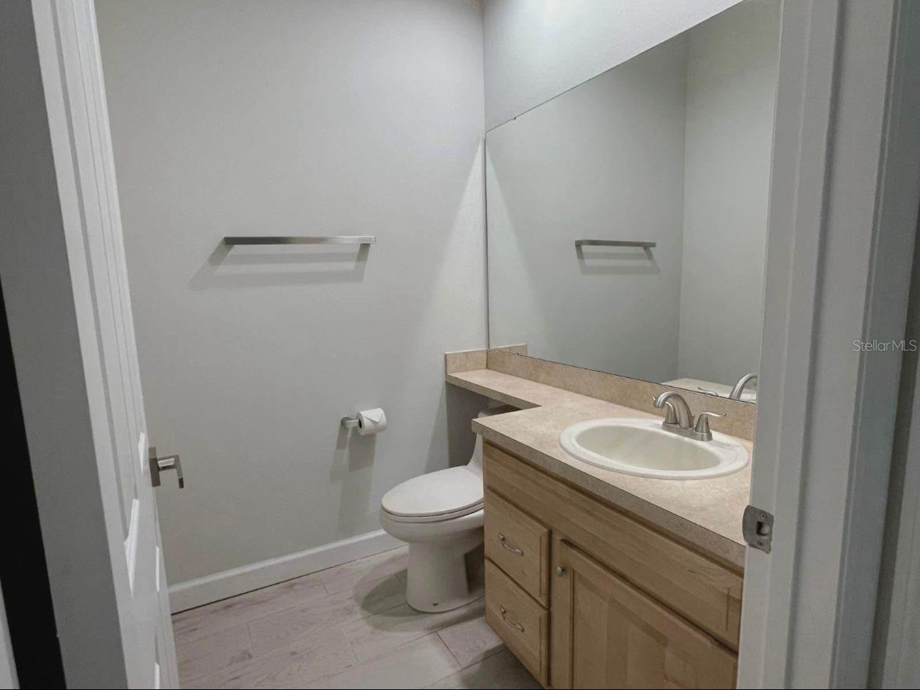 Image 26 of 35 For 2298 Chatham Place Drive