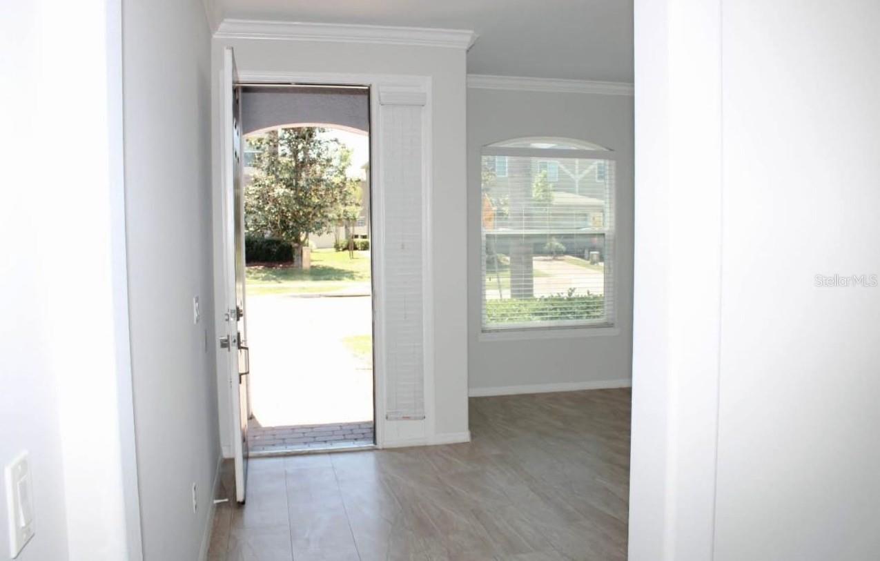 Image 5 of 35 For 2298 Chatham Place Drive