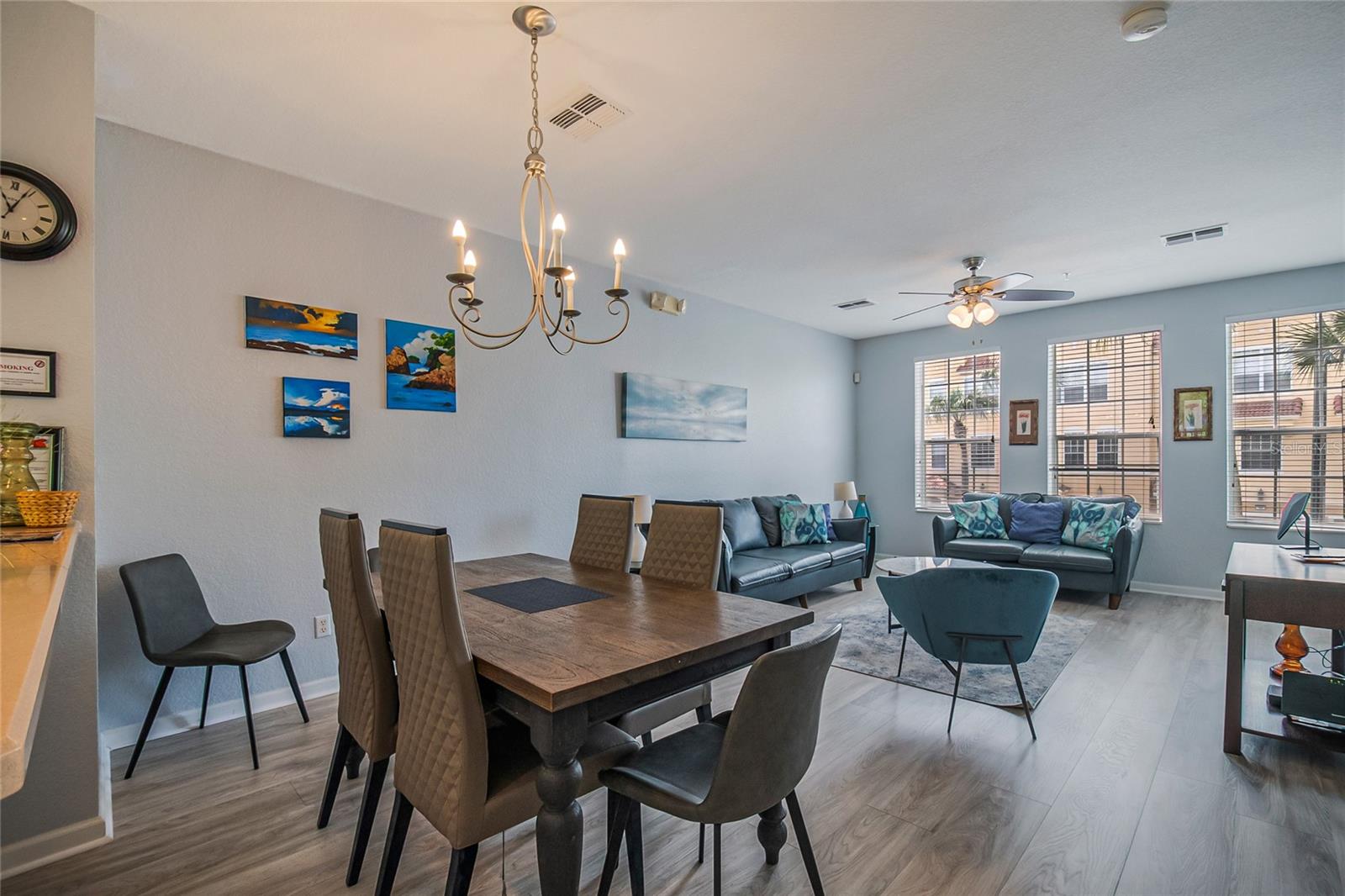 Image 15 of 72 For 5002 Tideview Circle 2