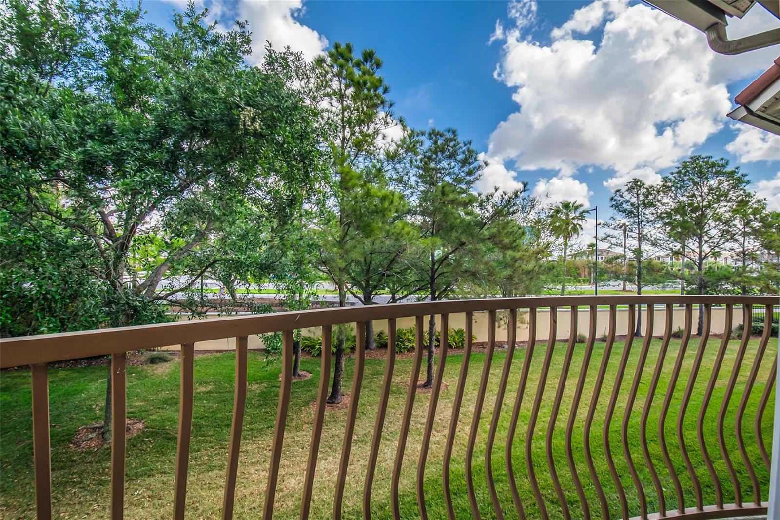 Image 28 of 72 For 5002 Tideview Circle 2