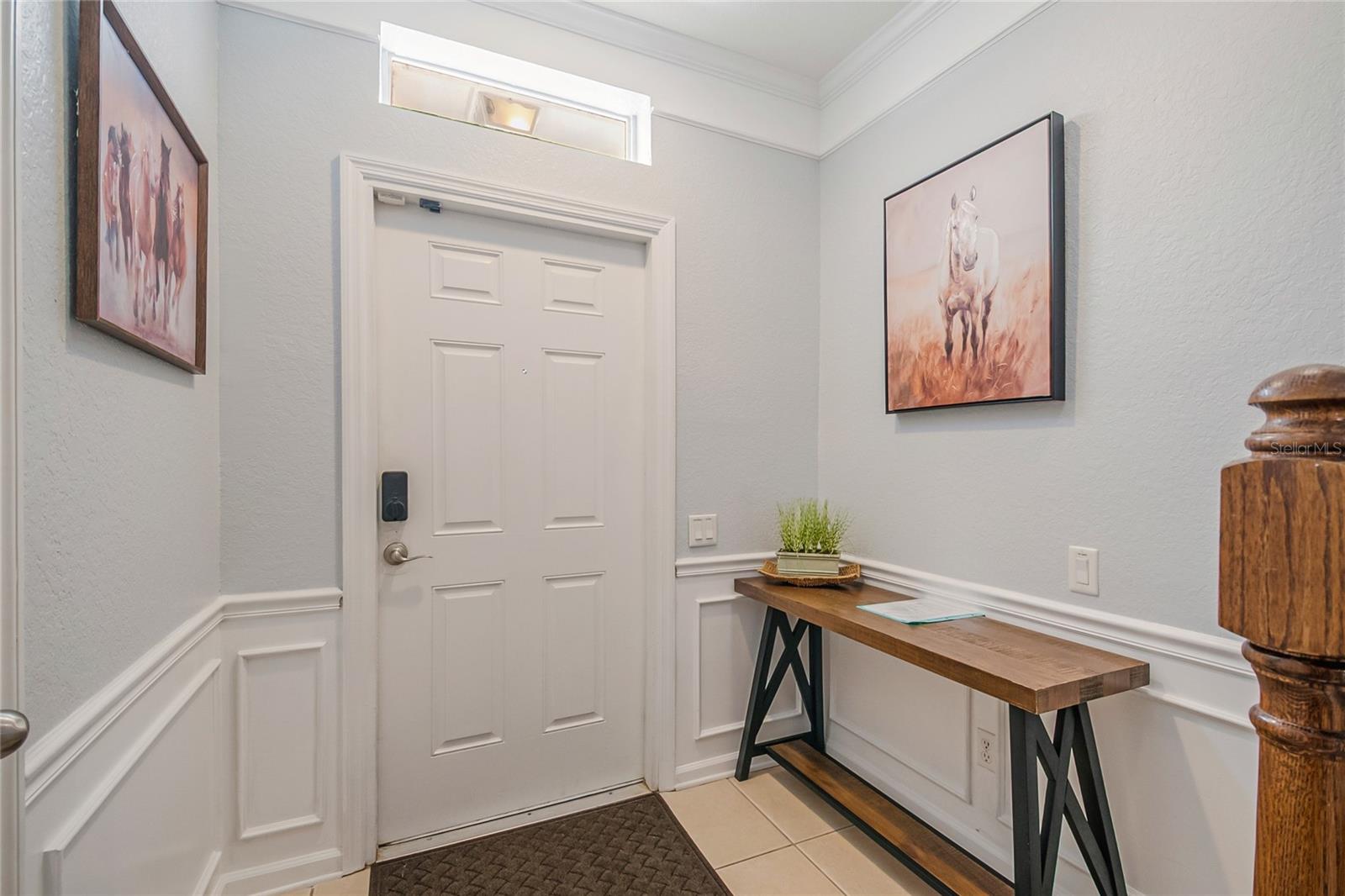 Image 3 of 72 For 5002 Tideview Circle 2