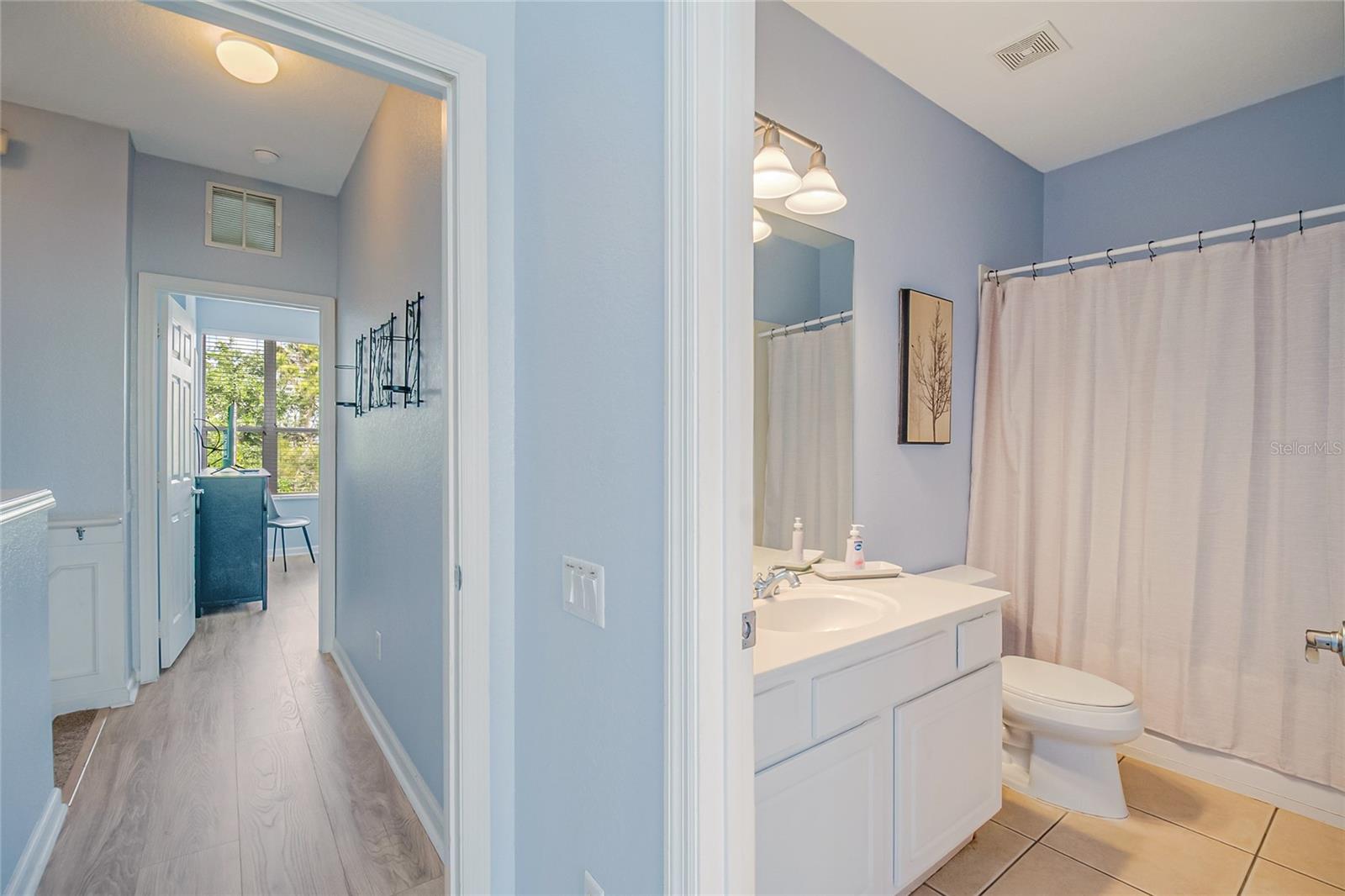 Image 39 of 72 For 5002 Tideview Circle 2