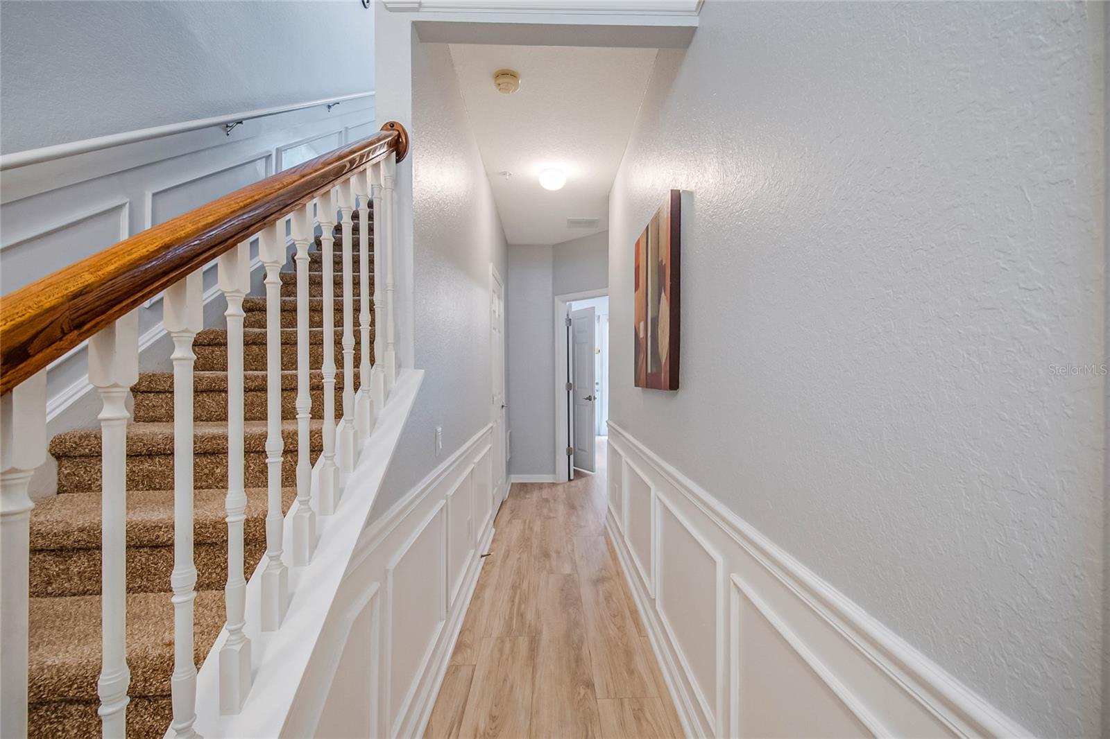 Image 5 of 72 For 5002 Tideview Circle 2