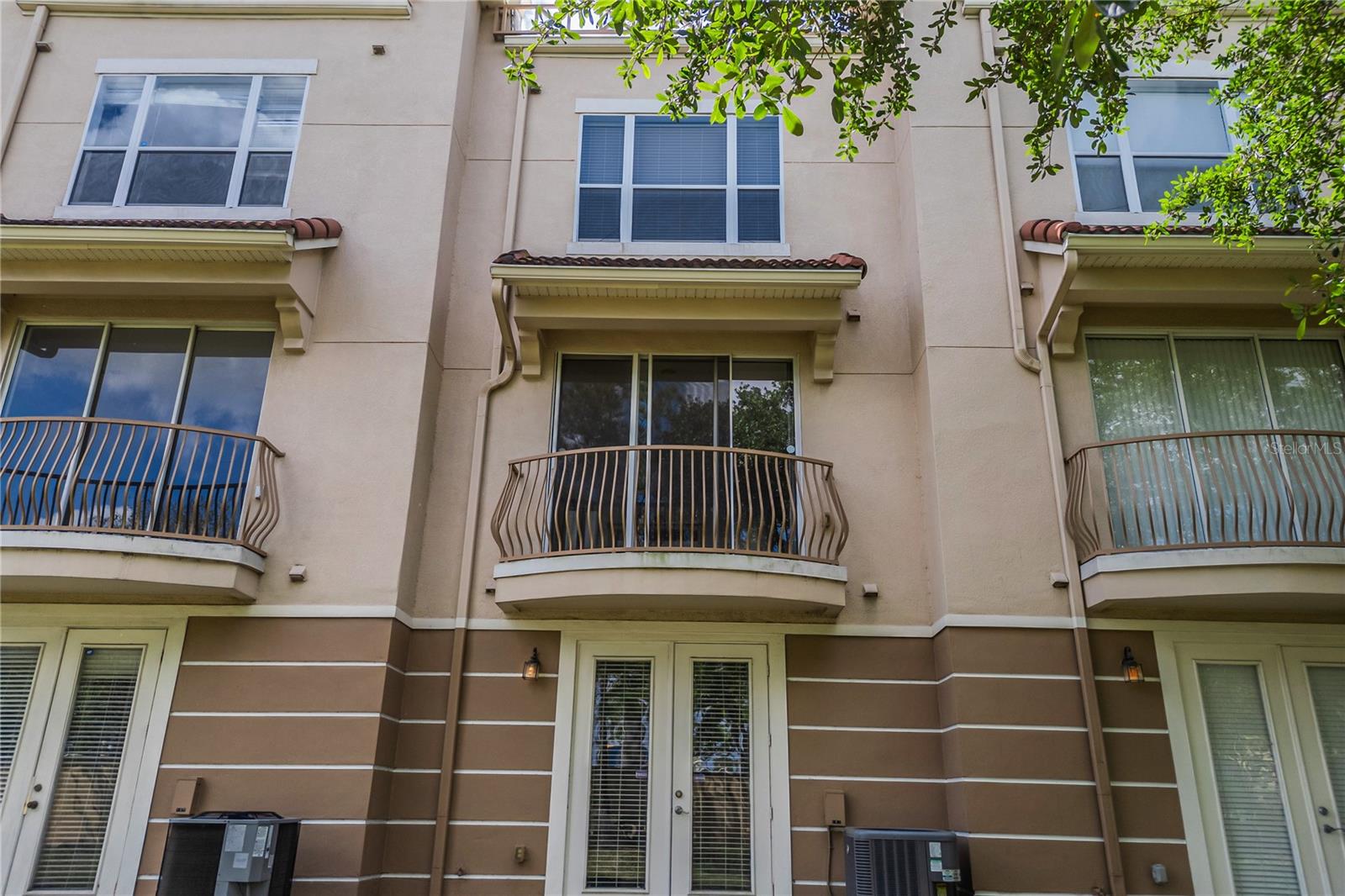 Image 55 of 72 For 5002 Tideview Circle 2