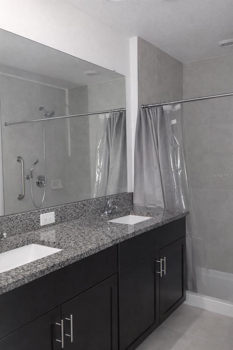 Image 9 of 23 For 12420 Crystal Jade Way