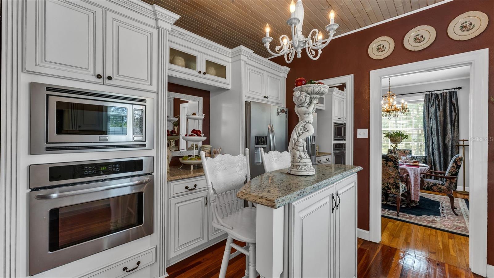 Image 14 of 53 For 212 Kenwith Road