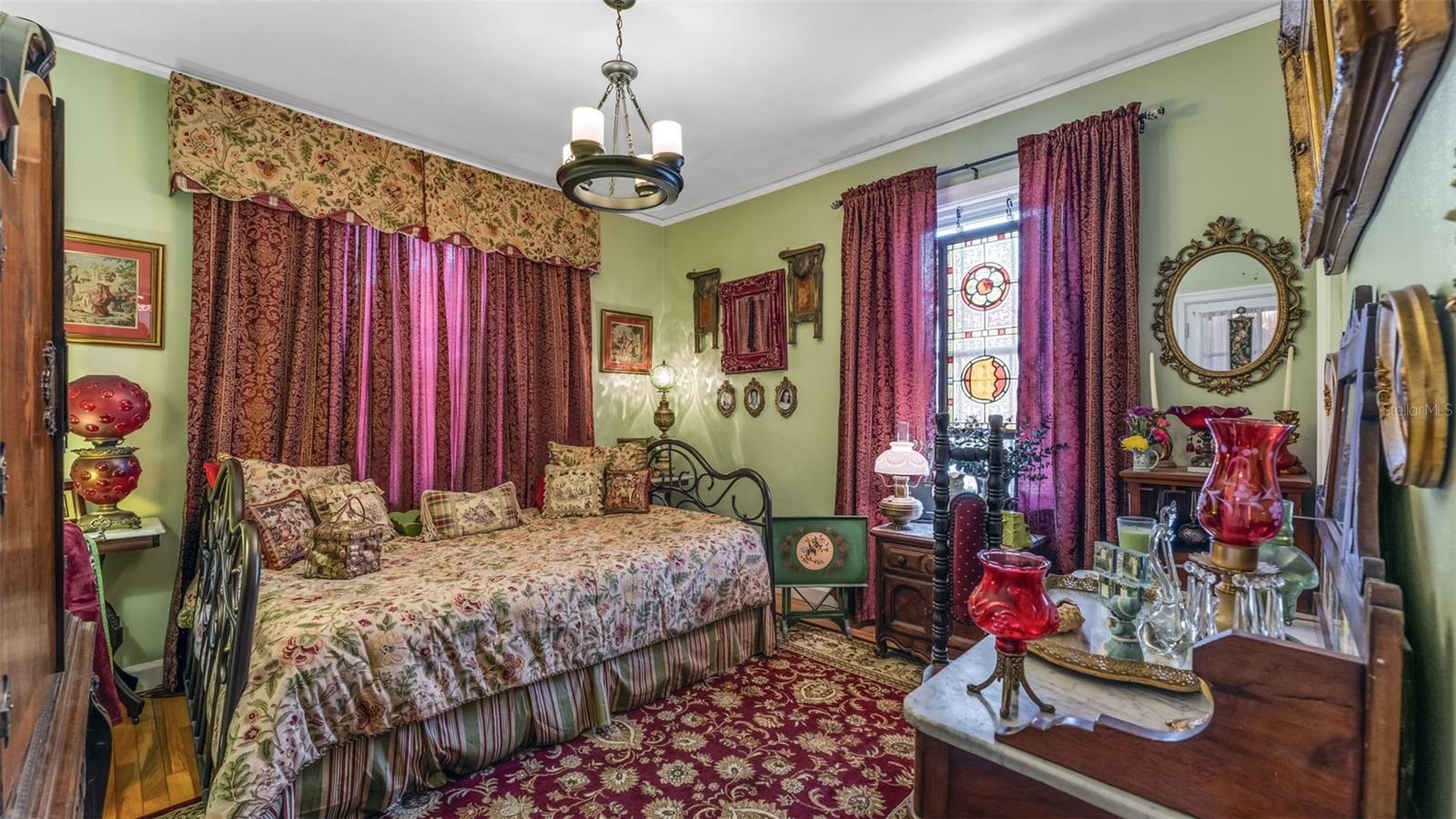 Image 27 of 53 For 212 Kenwith Road