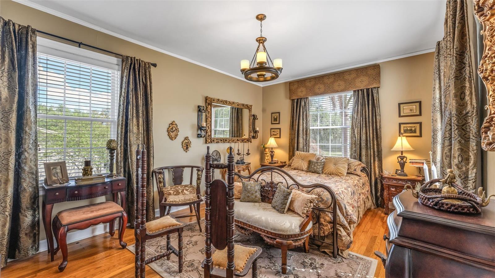 Image 34 of 53 For 212 Kenwith Road