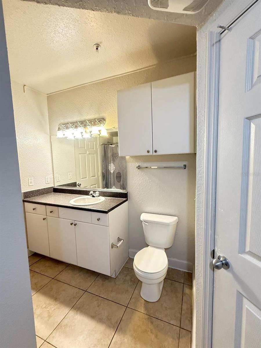 Image 11 of 28 For 202 South Street 2038