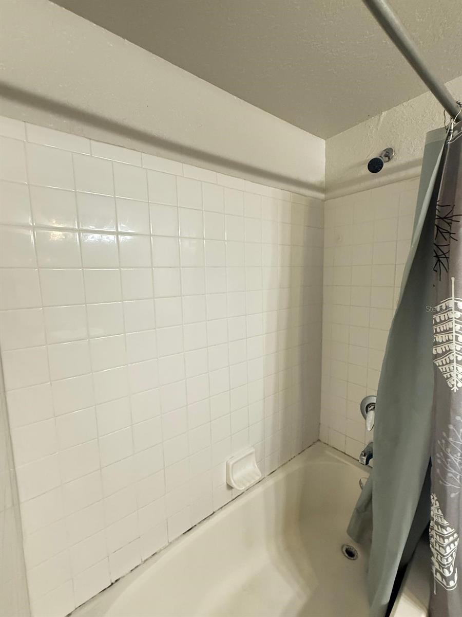 Image 12 of 28 For 202 South Street 2038