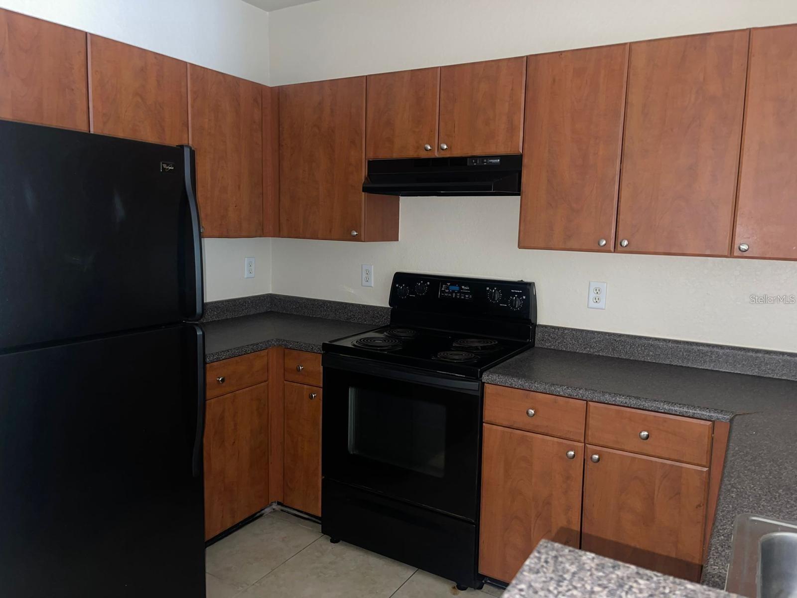 Image 20 of 28 For 202 South Street 2038