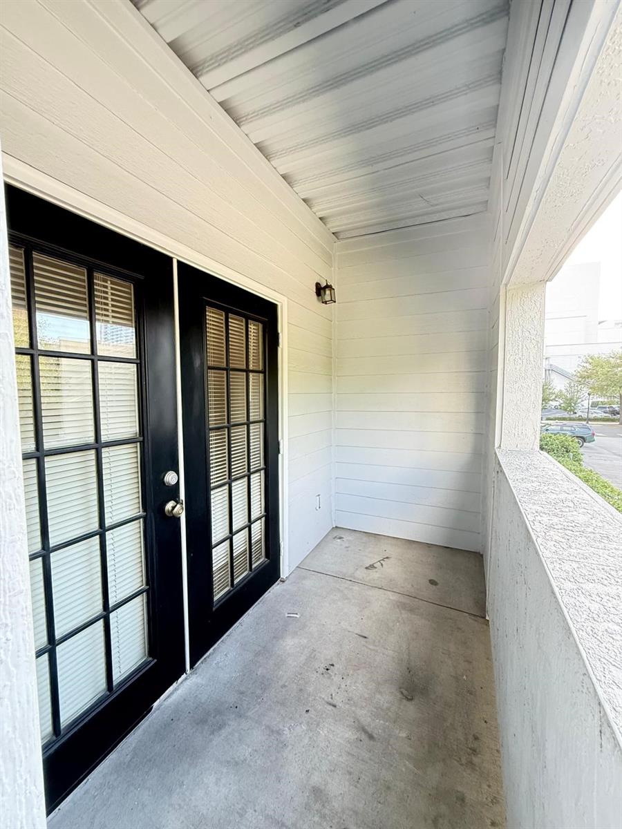 Image 3 of 28 For 202 South Street 2038