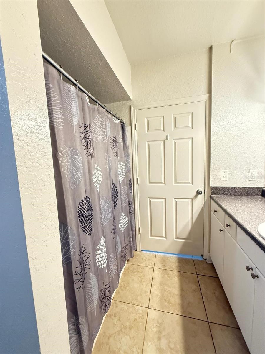 Image 7 of 28 For 202 South Street 2038