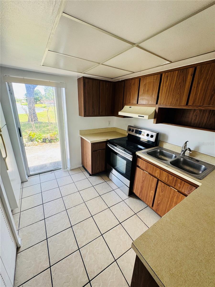 Image 10 of 18 For 37 Las Brisas Way 37