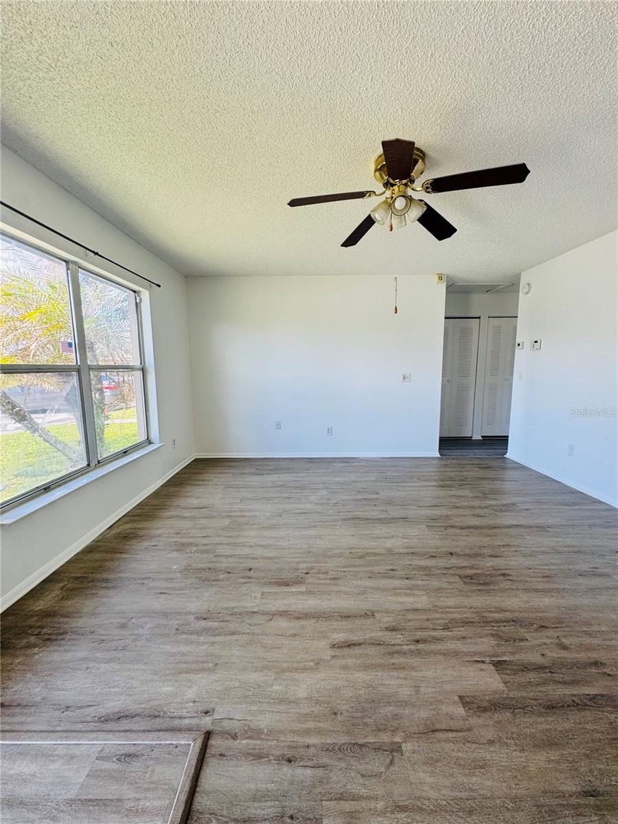 Image 5 of 18 For 37 Las Brisas Way 37