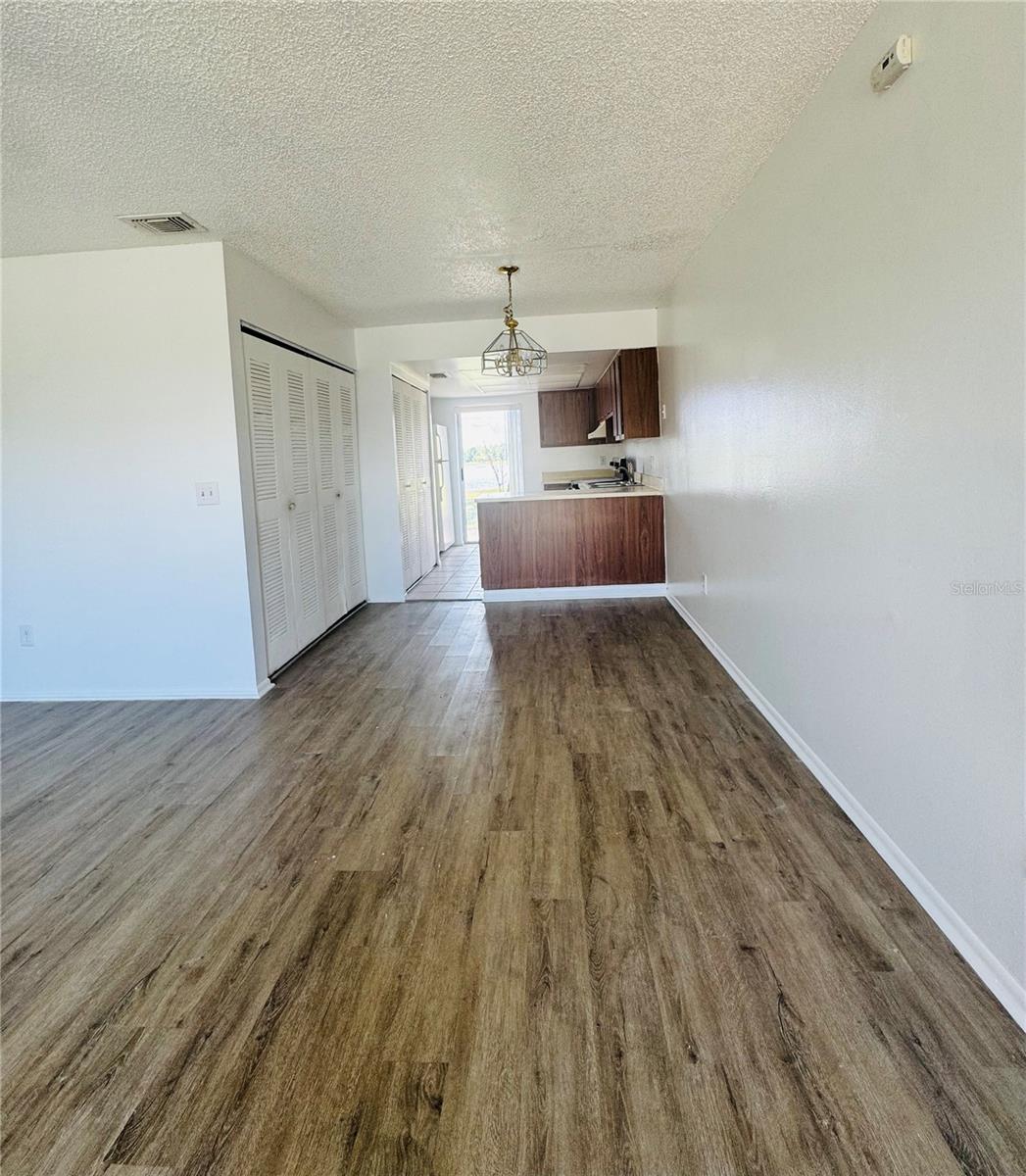 Image 7 of 18 For 37 Las Brisas Way 37