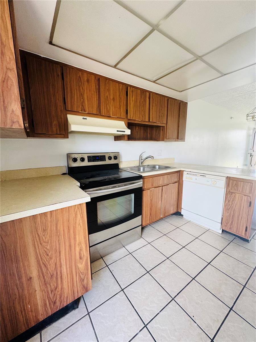 Image 8 of 18 For 37 Las Brisas Way 37