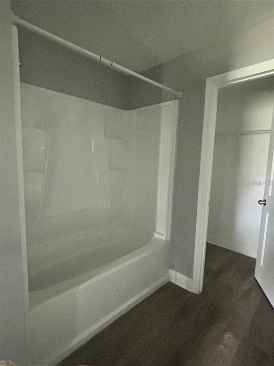 Image 7 of 10 For 754 Leonardo Court A