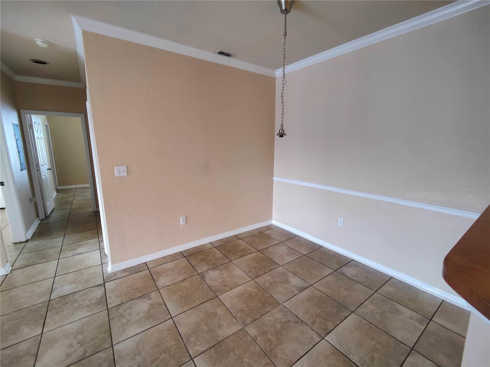 Image 9 of 21 For 3737 Castle Pines Lane 4424