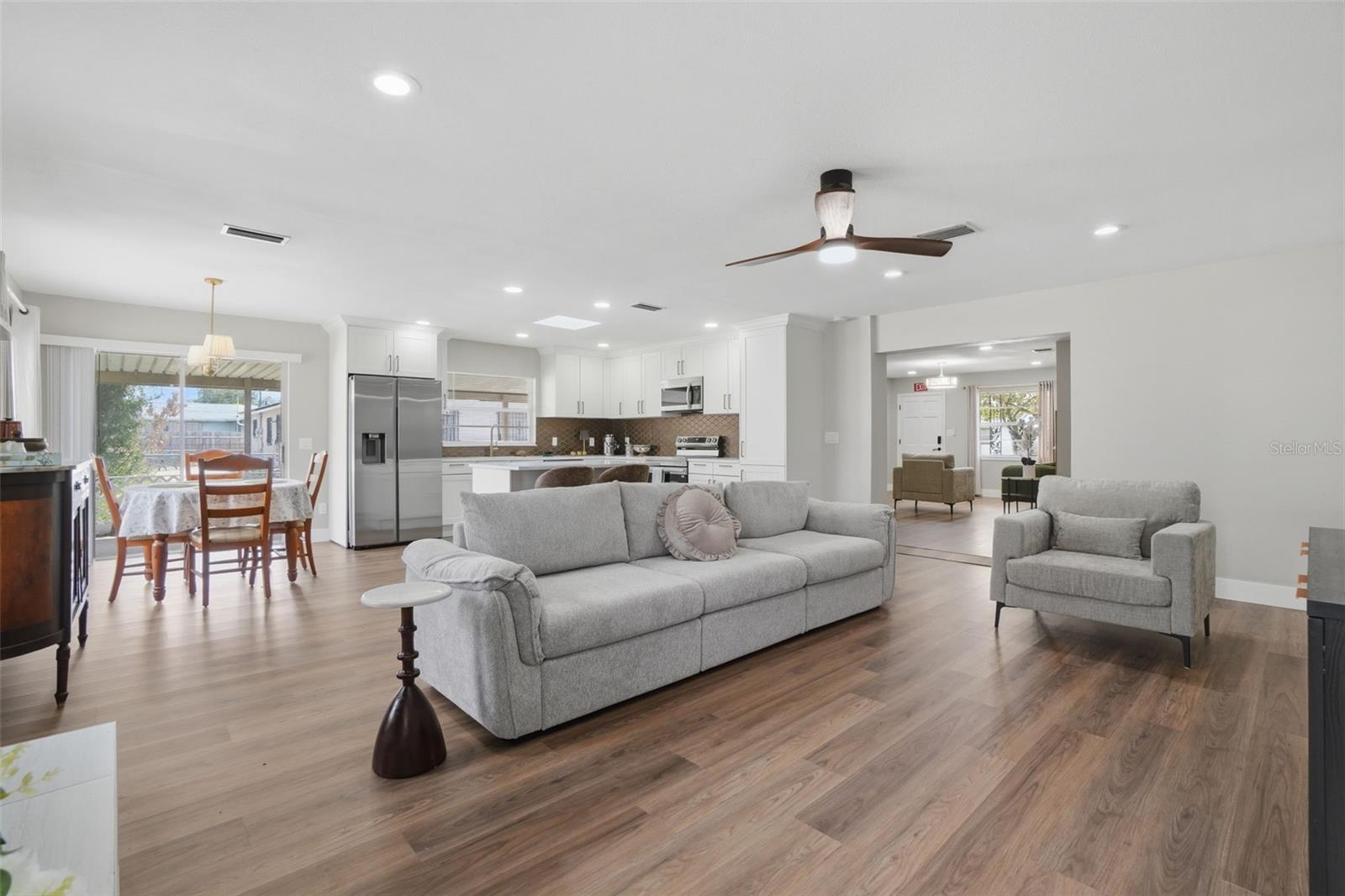 Image 13 of 38 For 6145 Mary Lynn Court