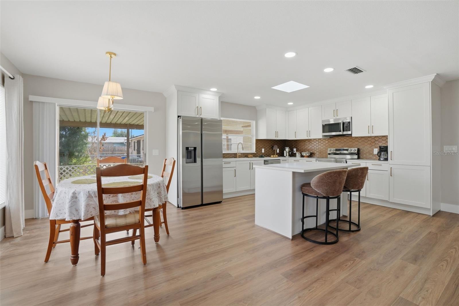 Image 18 of 38 For 6145 Mary Lynn Court