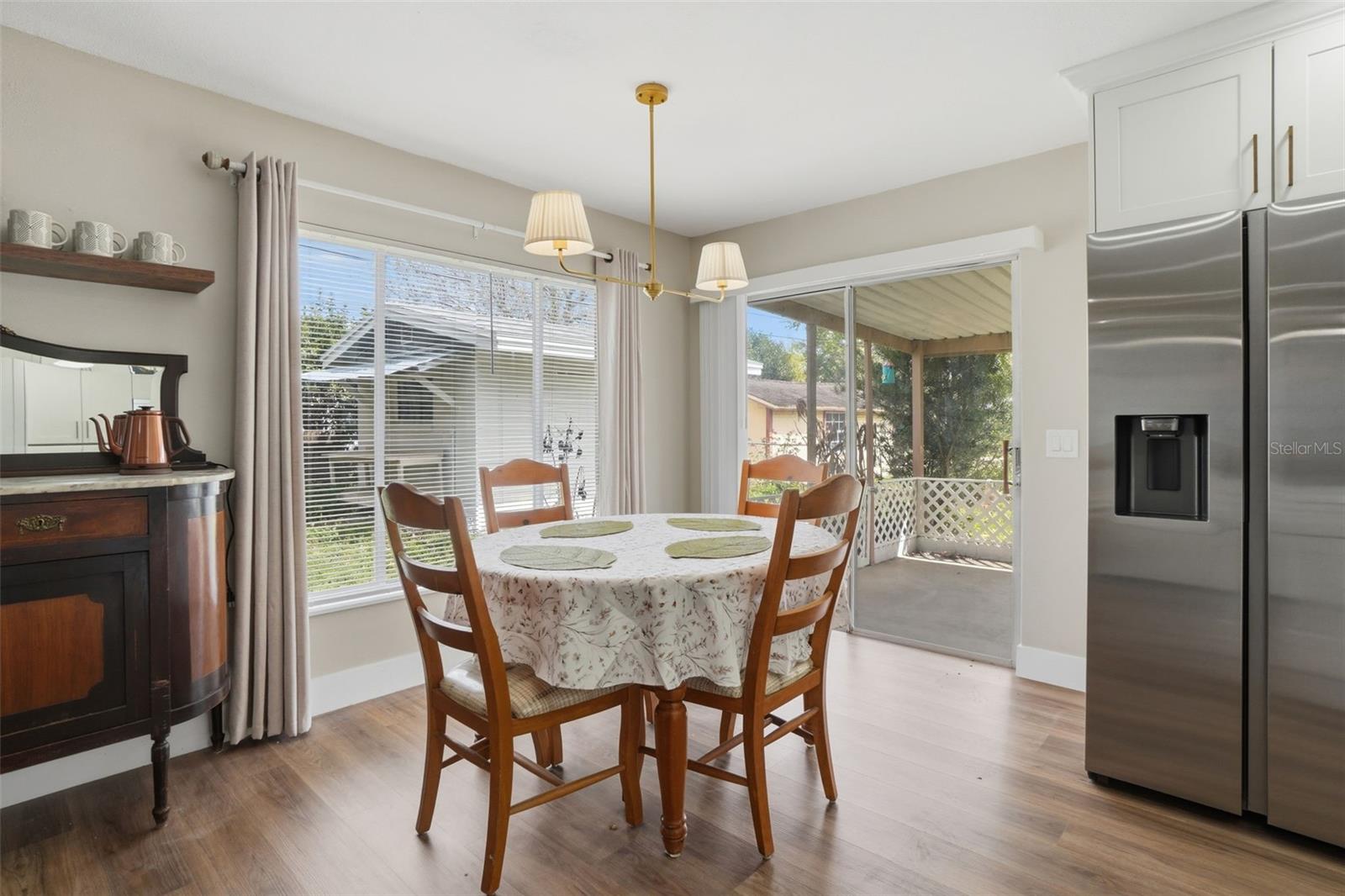 Image 19 of 38 For 6145 Mary Lynn Court