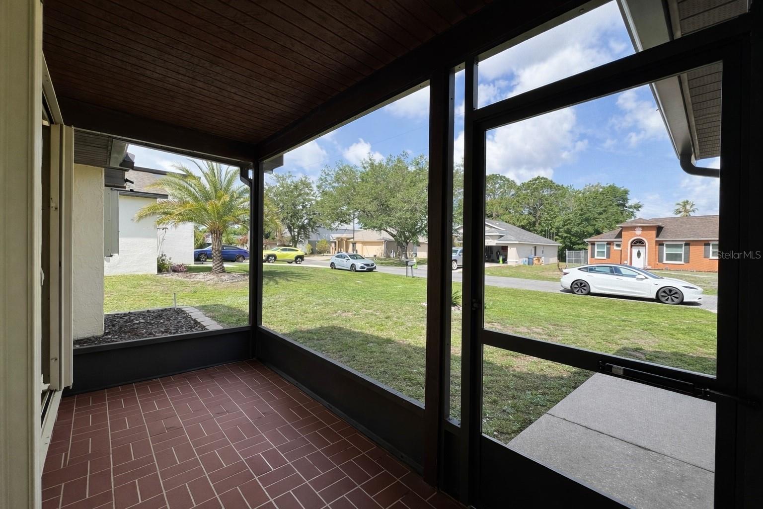 Image 2 of 20 For 1108 Dartford Drive