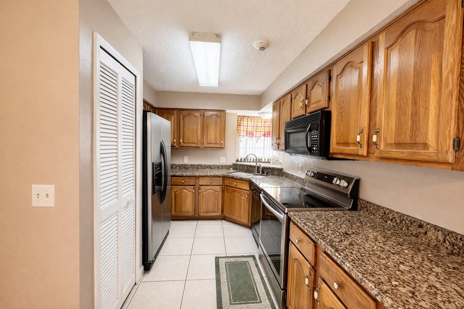 Image 3 of 20 For 1108 Dartford Drive