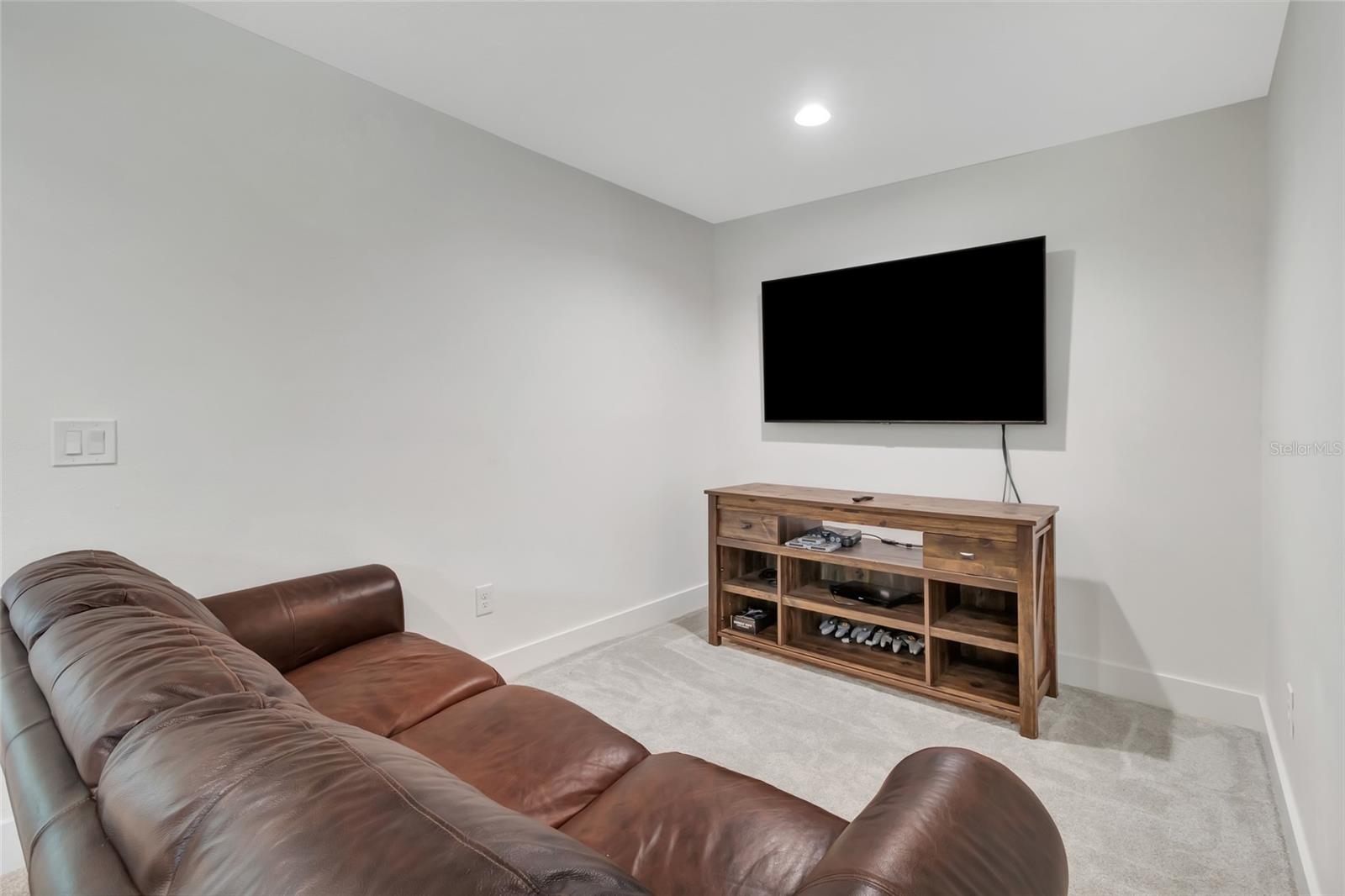 Image 22 of 66 For 12305 Howey Cross Road