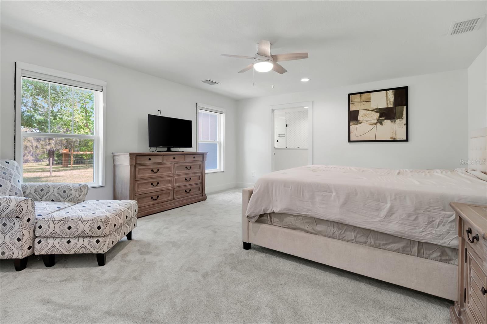 Image 24 of 66 For 12305 Howey Cross Road