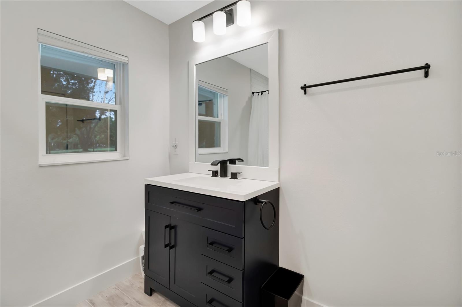 Image 37 of 66 For 12305 Howey Cross Road