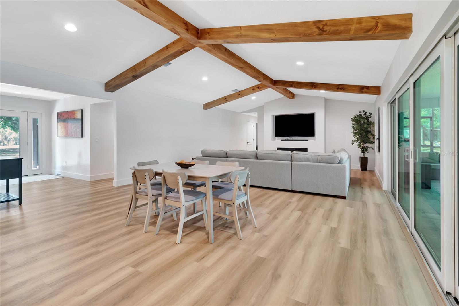 Image 8 of 66 For 12305 Howey Cross Road