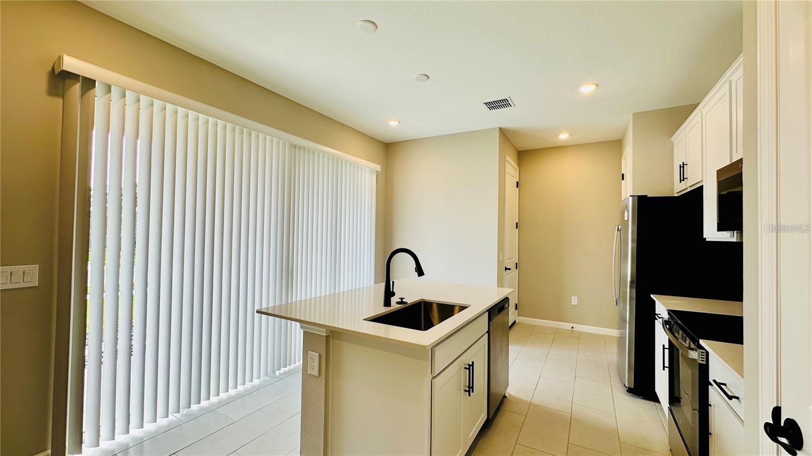 Image 4 of 24 For 1528 Erin Breeze Lane