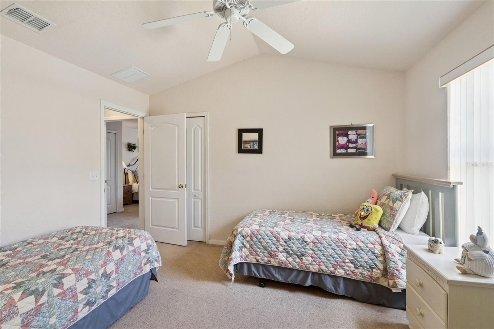 Image 22 of 39 For 17729 Woodcrest Way