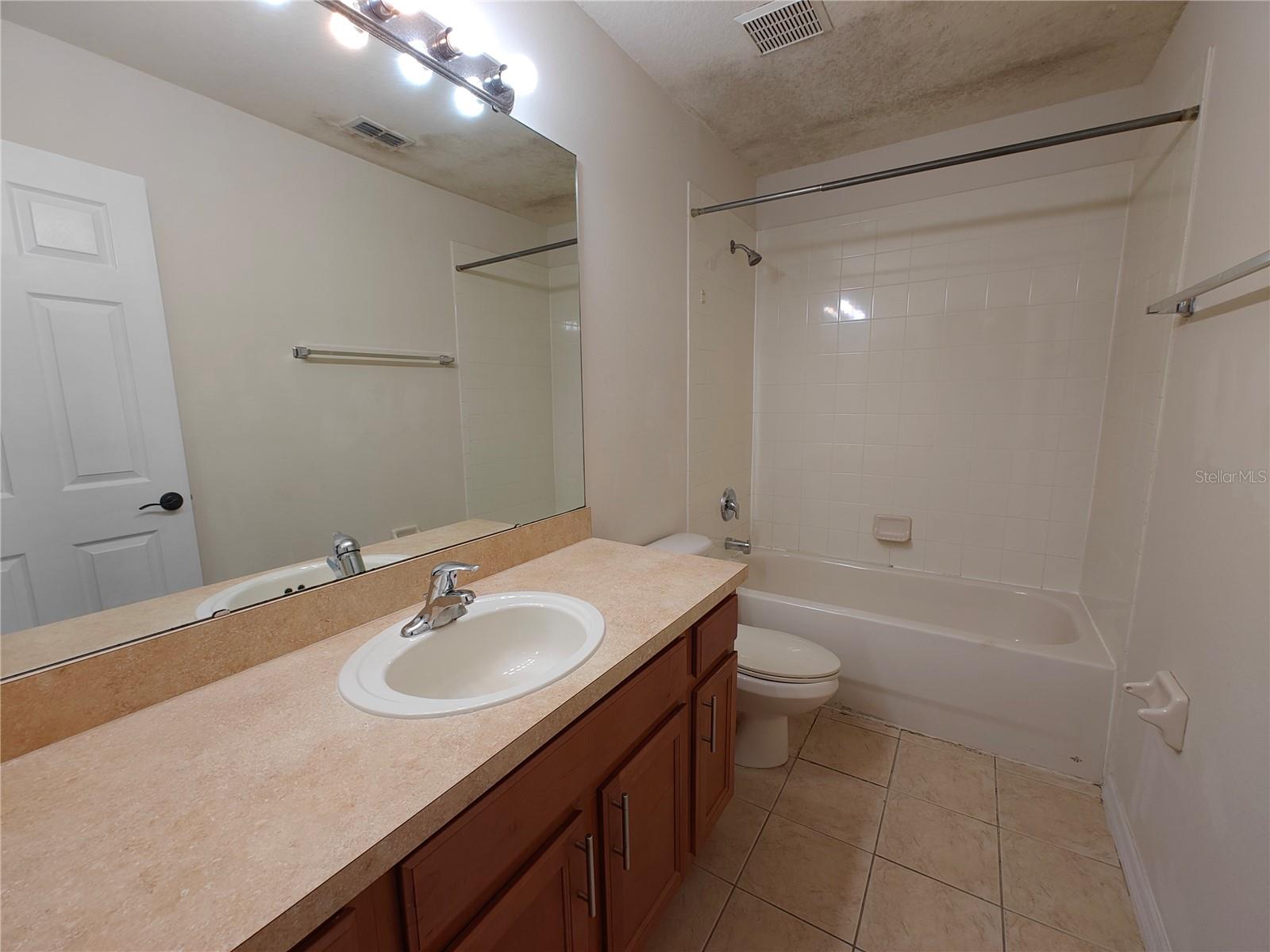 Image 25 of 31 For 13742 Beauregard Place