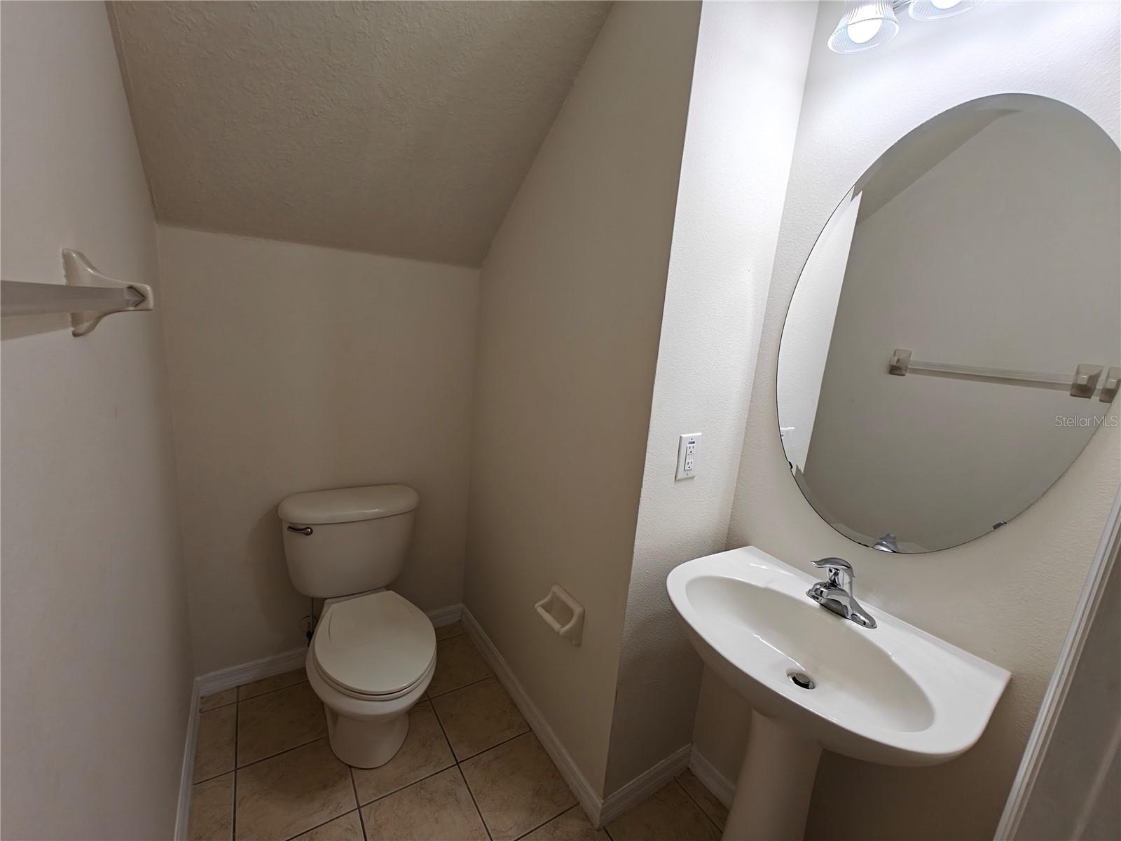 Image 8 of 31 For 13742 Beauregard Place