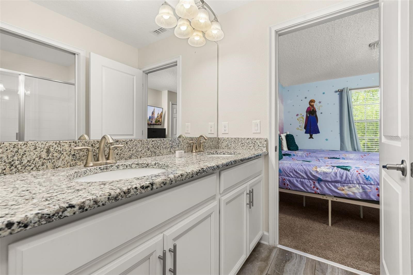 Image 30 of 59 For 9044 Sand Trap Drive